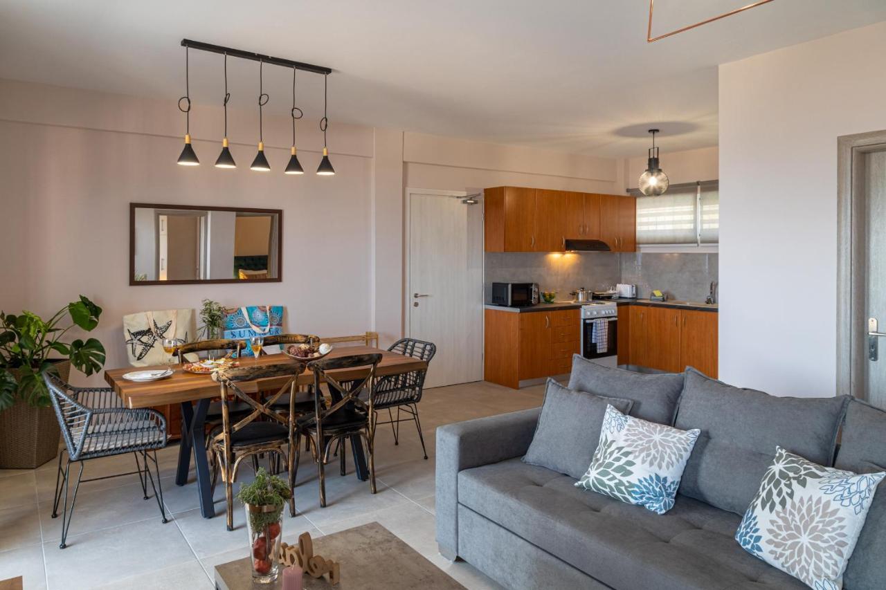 טולון Iliana Apartments מראה חיצוני תמונה