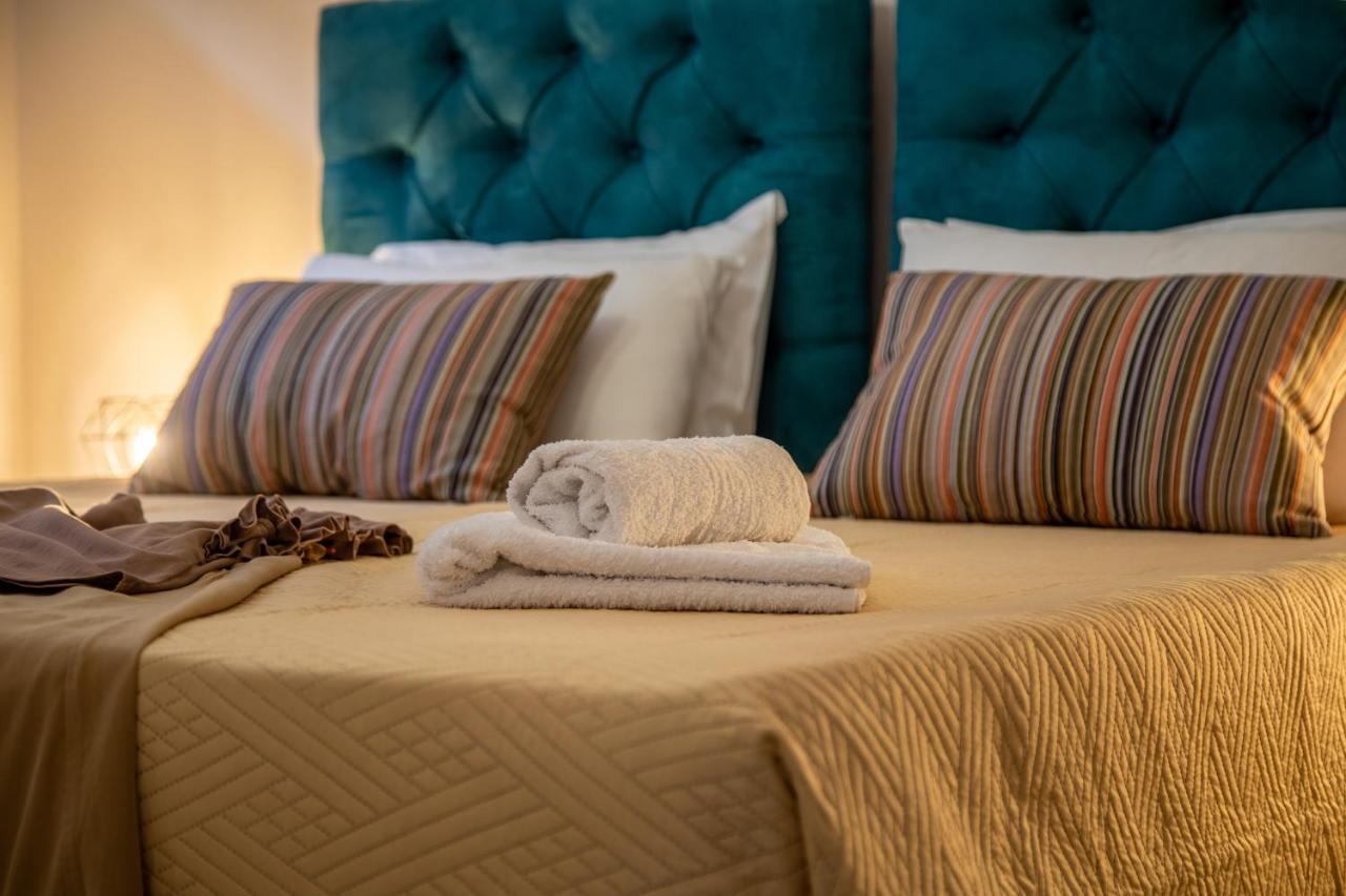 טולון Iliana Apartments מראה חיצוני תמונה