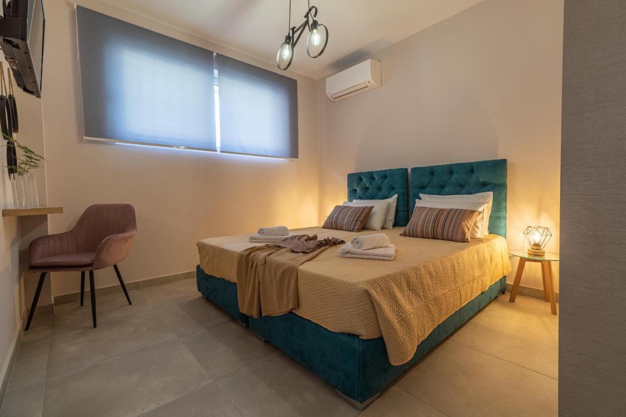 טולון Iliana Apartments מראה חיצוני תמונה