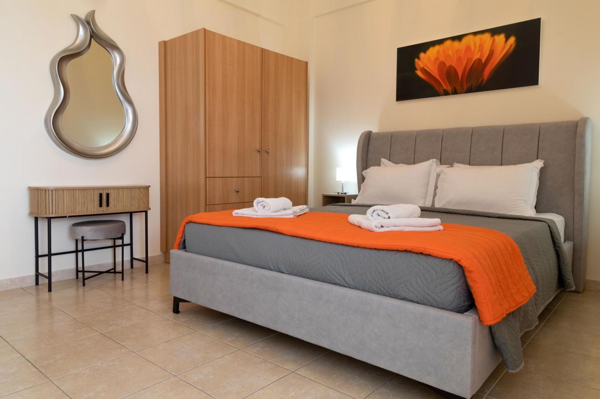 טולון Iliana Apartments מראה חיצוני תמונה