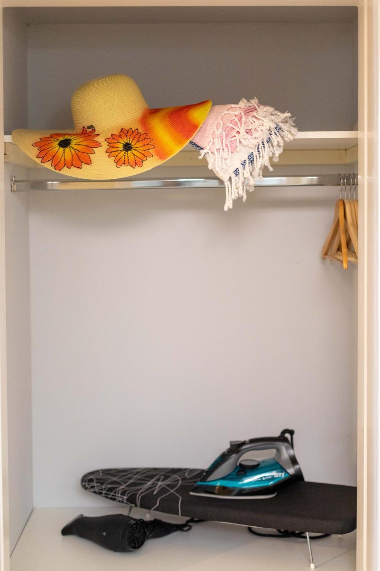 טולון Iliana Apartments מראה חיצוני תמונה