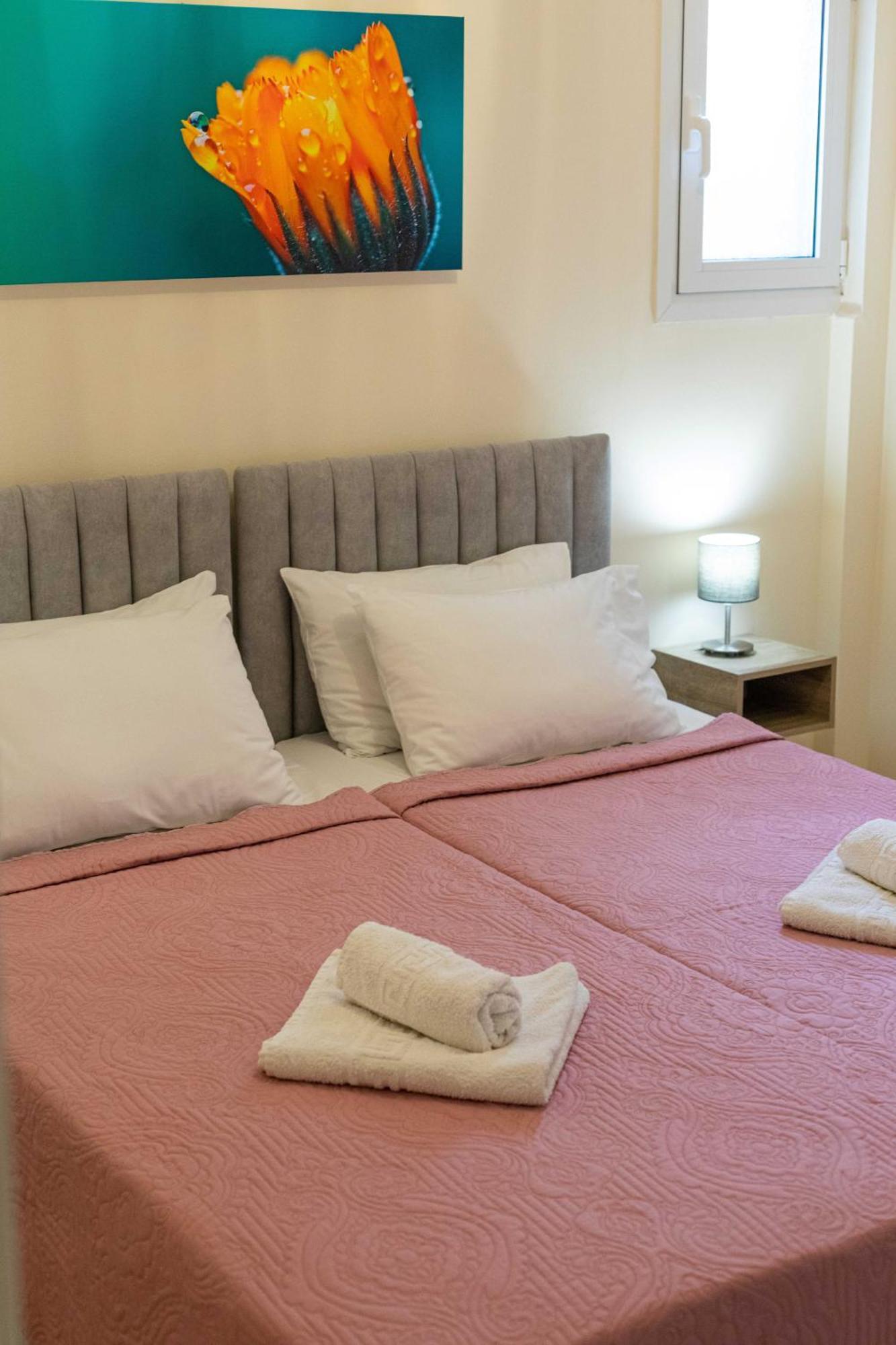 טולון Iliana Apartments מראה חיצוני תמונה
