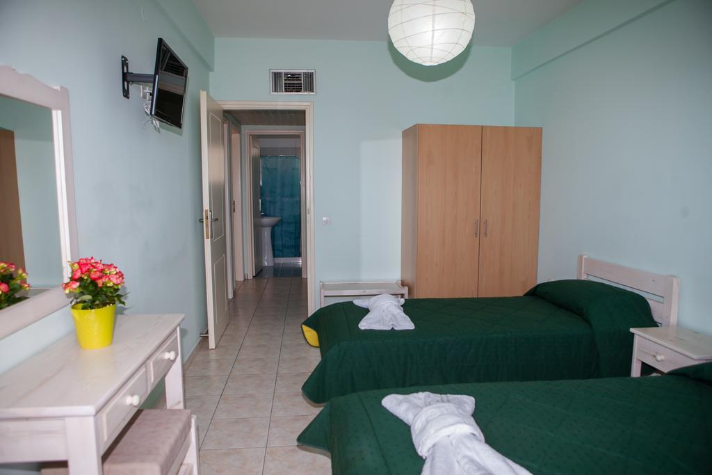 טולון Iliana Apartments מראה חיצוני תמונה